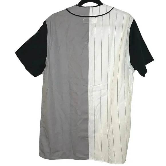 NWOT Hollister Men’s Button Down Baseball Jersey Shirt Gray White Black Size M - Picture 4 of 7